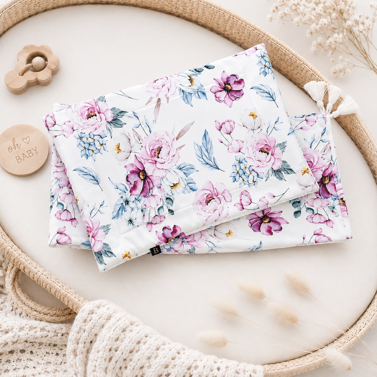 Flaches Bambus Kissen und Wickeltuch mit Fransen Set Blumen Bobilov (1)